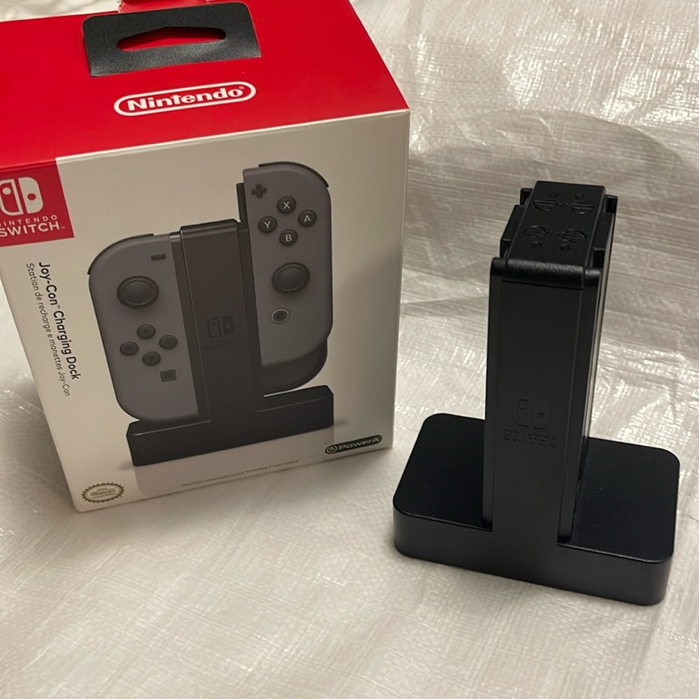 Switch joy con charging deck